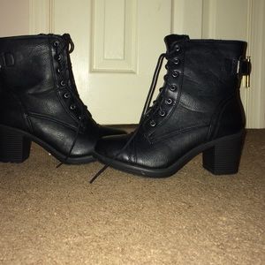 Heeled combat bootie