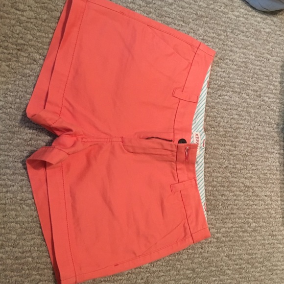 orange shorts!