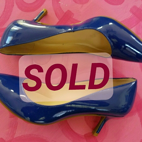 PUMPS blue patent