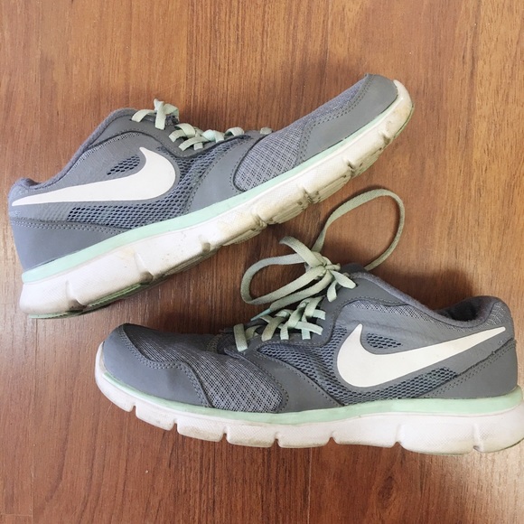 NIKE grey and mint sneakers size 7 women's