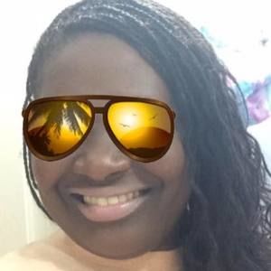 Meet your Posher, Rhonda