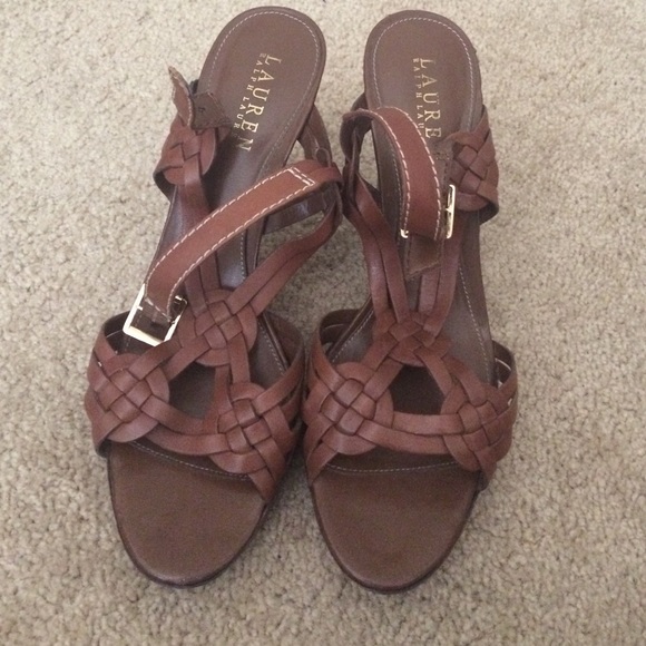 Lauren Ralph Lauren brown heels