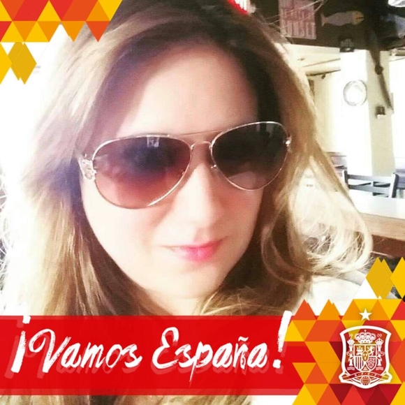 Meet your Posher, Yazmin - Picture 1 of 1