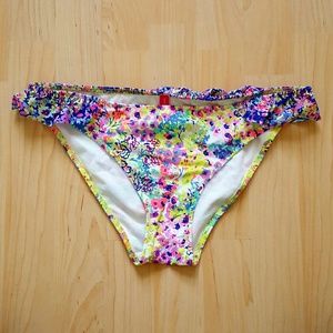 Victoria's Secret Ruffle Bikini M Beach Sexy