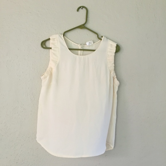 Sleeveless Blouse