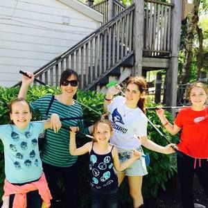 Meet your Posher, Alexis