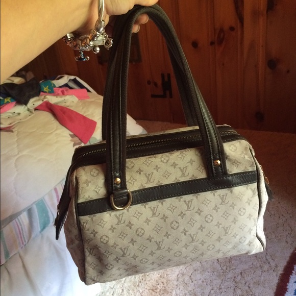SOLD Authentic Louis Vuitton Josephine pm