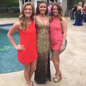 Meet your Posher, Paige