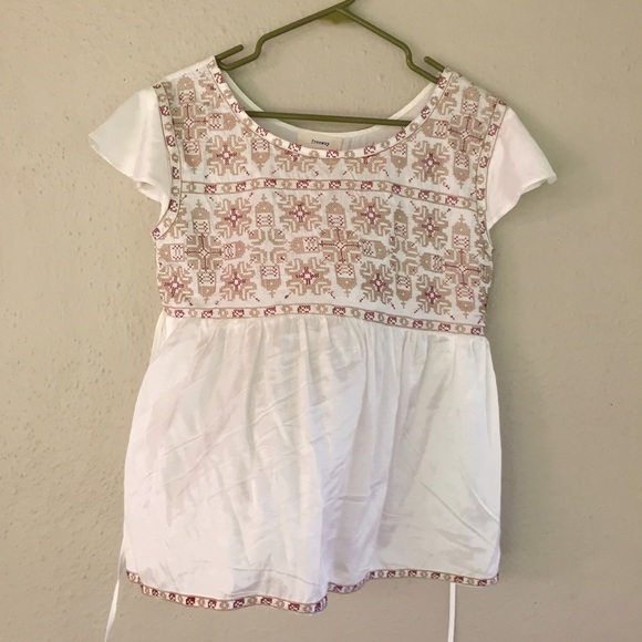 Small embroidered Blouse