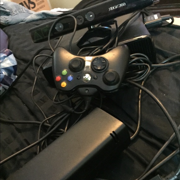 Xbox360 for sale. Barely used!