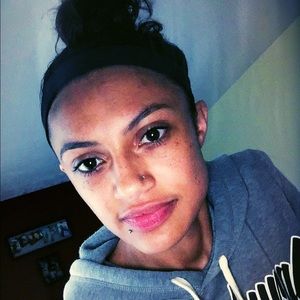 Meet your Posher, Tandi