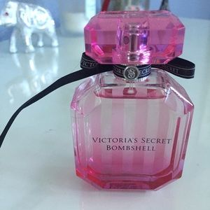 Victoria Secret Bombshell Perfume