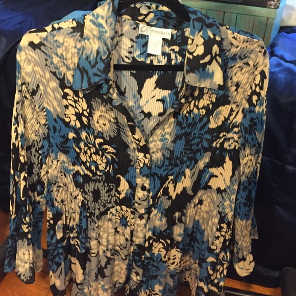 Detailed Dressbarn Button Up