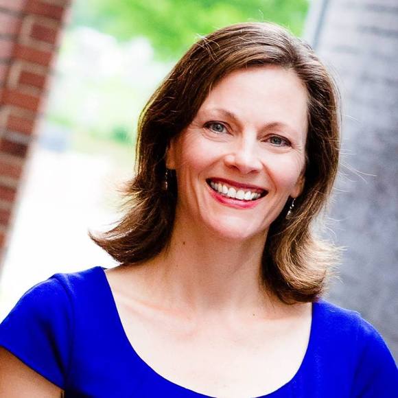 Meet your Posher, Lucy - Picture 1 of 1