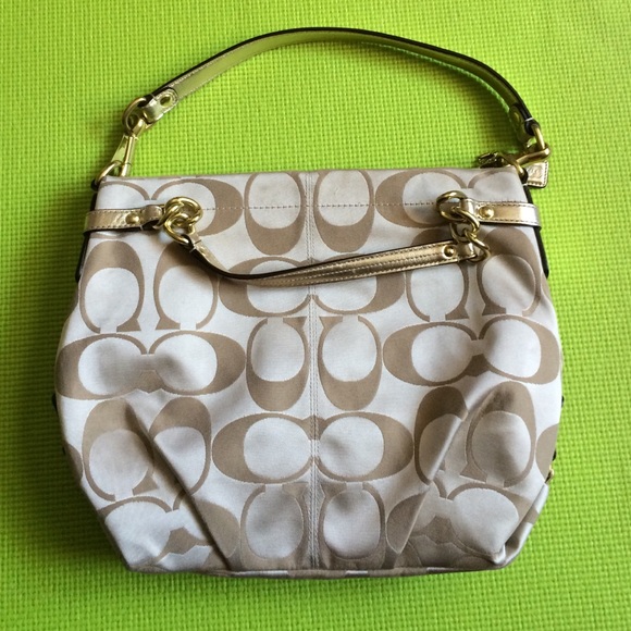Authentic coach shoulder bag