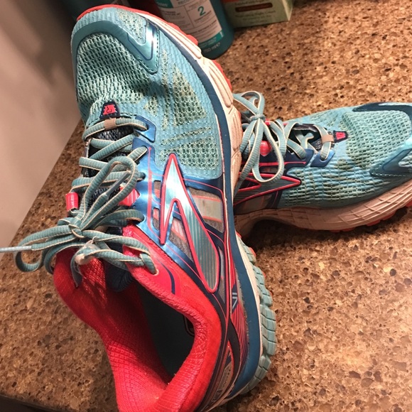 Brooks Ravenna 6