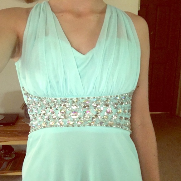 Beautiful prom dress from David's Bridal!!😍 - Picture 1 of 4