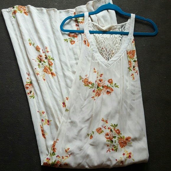 Love Stitch Dresses & Skirts - *SOLD* LOVE STITCH Boho Floral Cream Maxi Dress