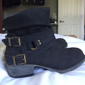 MIA ankle boots