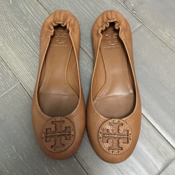 Tory Burch Reva tan size 7