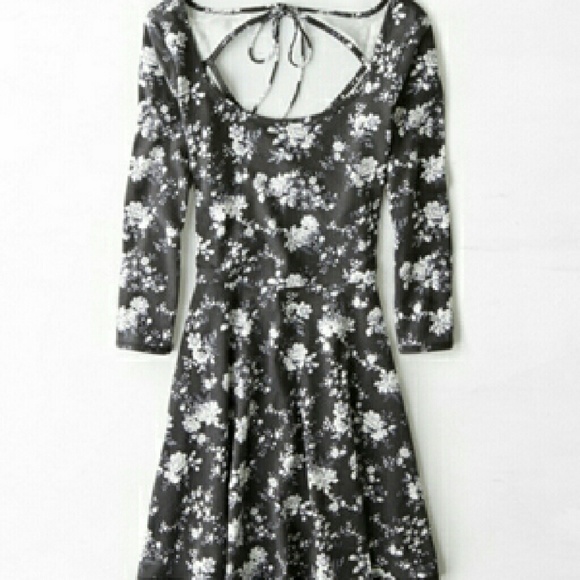 68% off American Eagle Outfitters Dresses 