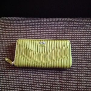 Coach Gathered Kiwi Green Leather Accordion Wallet