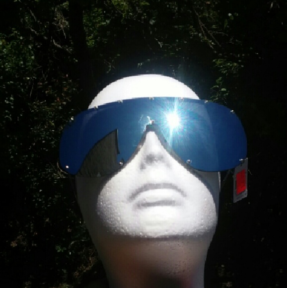 Meet your Posher, MyExes - Picture 1 of 1