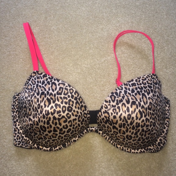Victoria Secret Heartbreaker plunge push up bra
