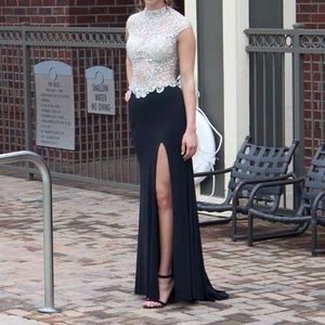 GiGi size 4 evening gown