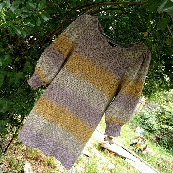 Incredibly Cute Vintage-Look Sweater H&M, small.