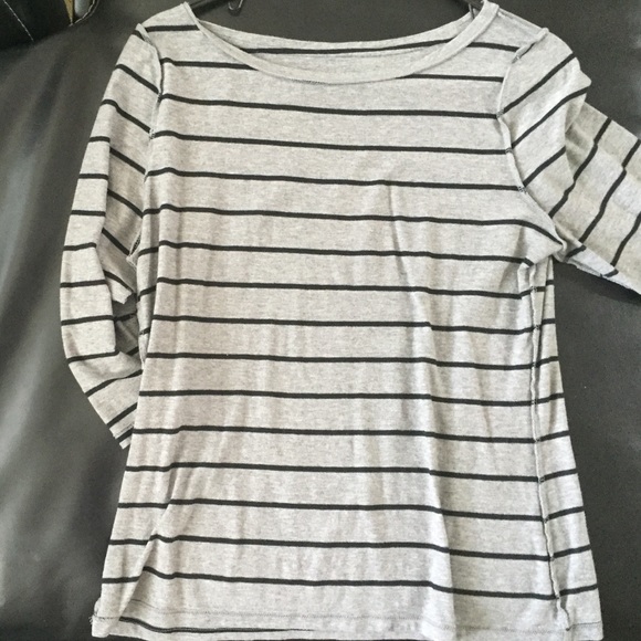 Mid length sleeves.