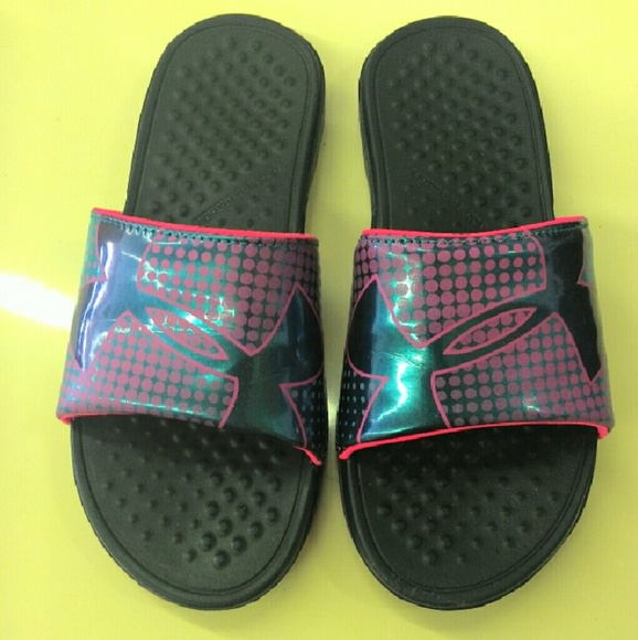 Under armour slides