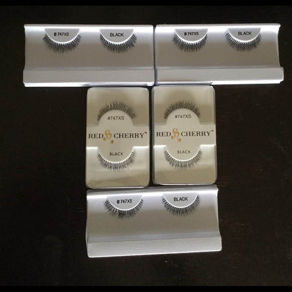 Red cherry lashes. #747XS black, never used.