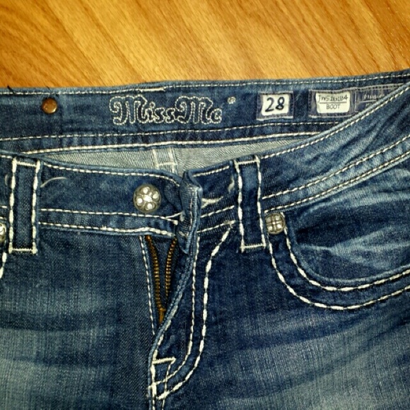 Bundled for Alisia.. Miss Me Jeans - Picture 2 of 3