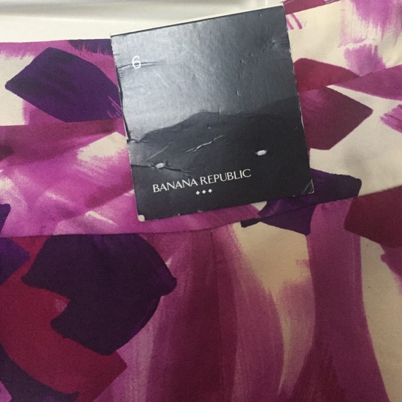 Banana Republic silk skirt - Picture 3 of 3