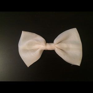 Hair bow