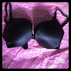 Victoria Secret Sooo Obsessed Add 1 1/2 Cup Bra
