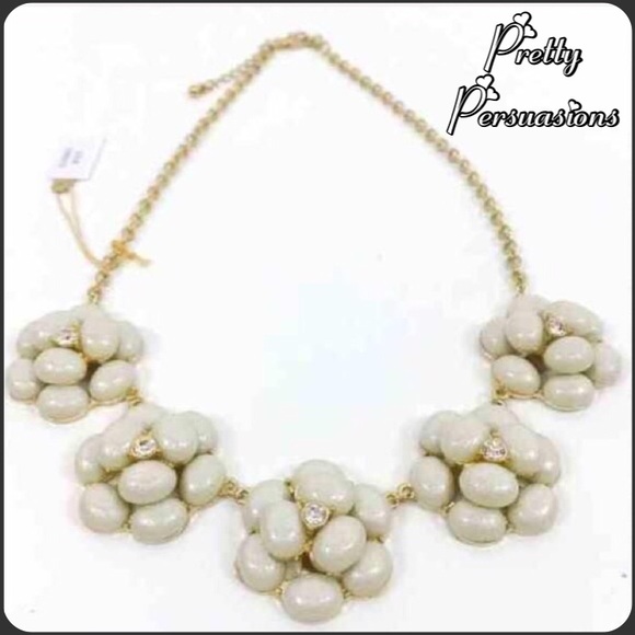 SOLD OUT Shimmery Floral Rhinestone Statement Necklace - Picture 2 of 4