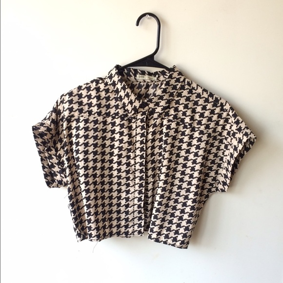 LF Lydia & Ben Houndstooth Button Up Crop Top