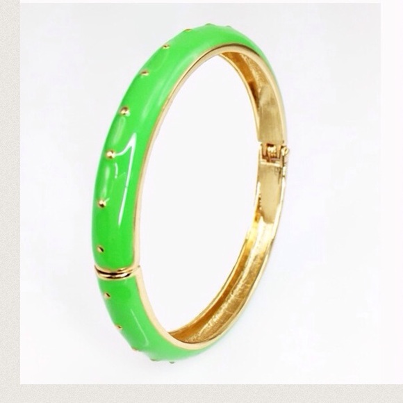 💚Neon Lime Green Enamel Dotted Bangle💚