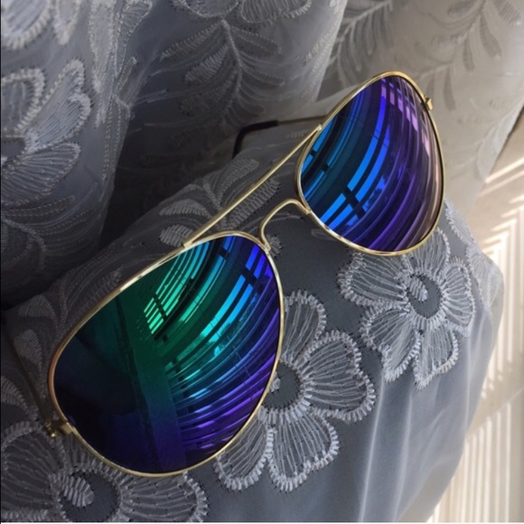 🦚Peacock Colors Mirror🪞Lens Aviators - Picture 2 of 4