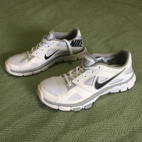 Nike shoes size 6
