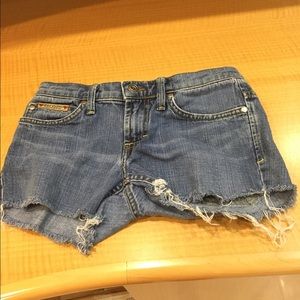 🎀Juicy Couture Jean Shorts 🎀Size: 24