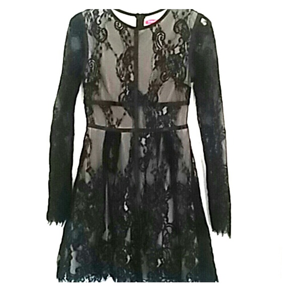 Dress - Picture 1 of 1