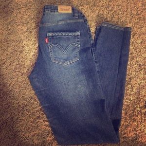Levi jeans