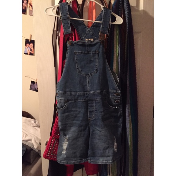 Denim - Short overalls!