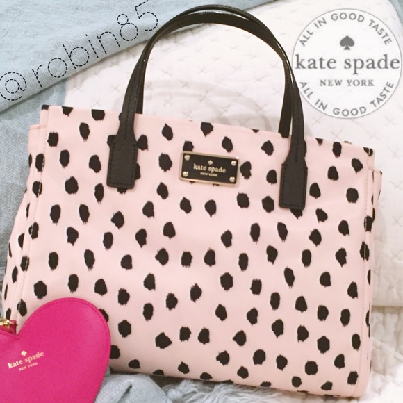 kate spade Handbags - Kate Spade Loden-Flamingo Dot🍄