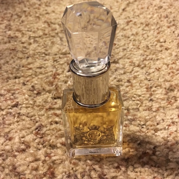Juicy couture perfume