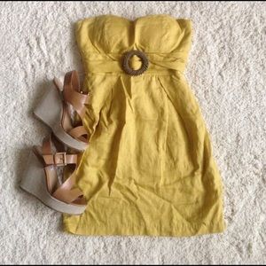 Sent to GoodWill. Yellow Strapless Dress