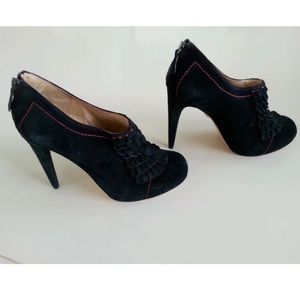 L.A.M.B. Gwen Stefani stiletto booties Sz 10 Suede